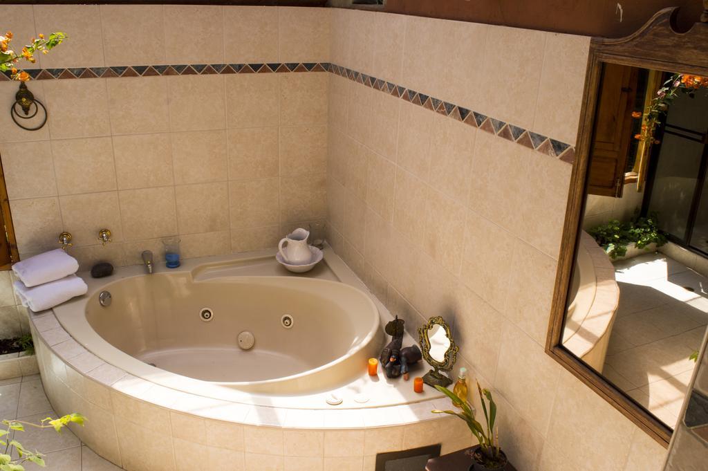 Hotel Rincon De La Montana Cota Екстер'єр фото